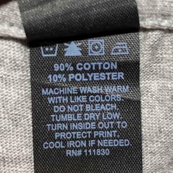 Bay Island Sportswear “The Wine Made me Do It” Party T-Shirt - Picture 6 of 6